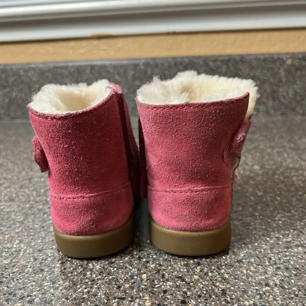 Ugg Little Kids Girls Infant 4/5 Classic Pink Suede Mid Top Winter Boots Snap On